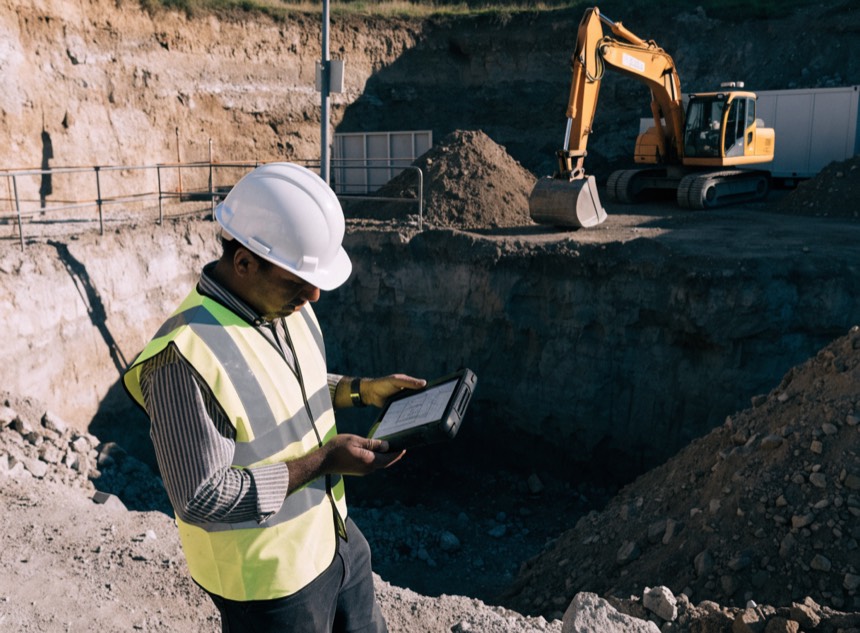 Bauleitung auf der Baustelle